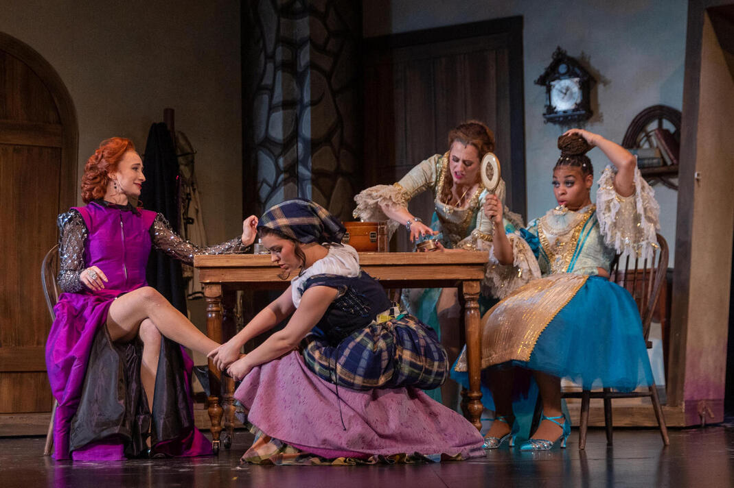 RODGERS & HAMMERSTEIN'S CINDERELLA